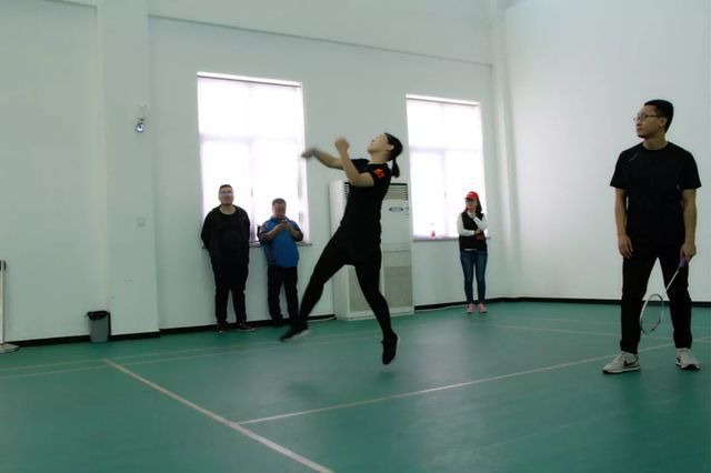 乾港集團(tuán)第一屆羽毛球比賽 乾港集團(tuán)第一屆羽毛球比賽